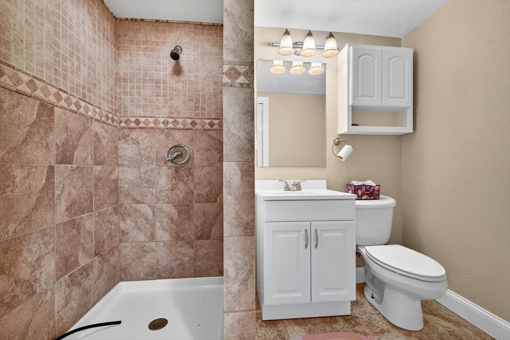 21 Ashwood Cir, Shrewsbury MA 01545 photo 34