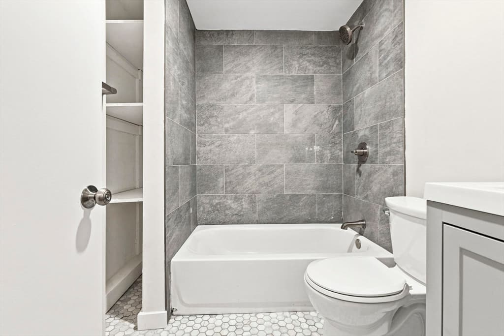 1-B Lorenzo St, Boston MA 02122 photo 19