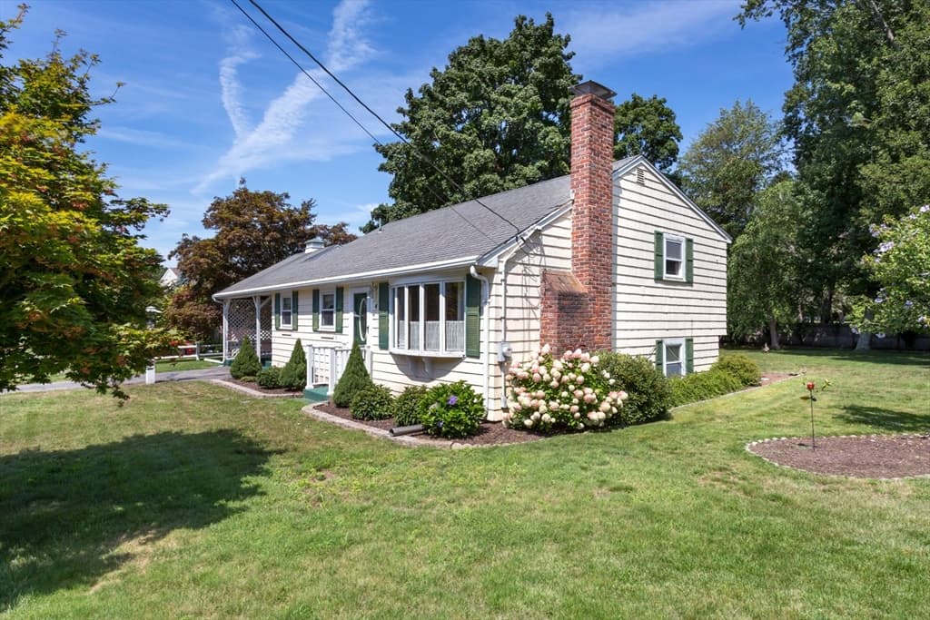 4 Southgate Rd, Franklin MA 02038 photo 3