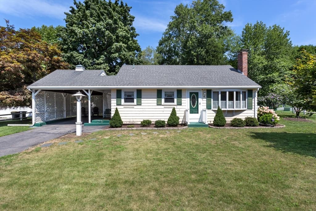 4 Southgate Rd, Franklin MA 02038