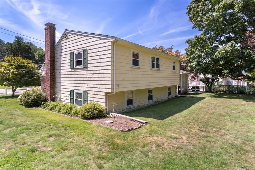 4 Southgate Rd, Franklin MA 02038 photo 5