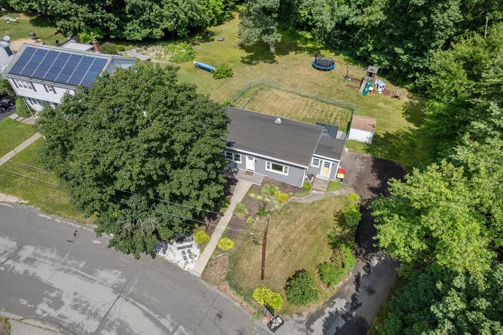 44 Susan Park Way, Uxbridge MA 01569 photo 13
