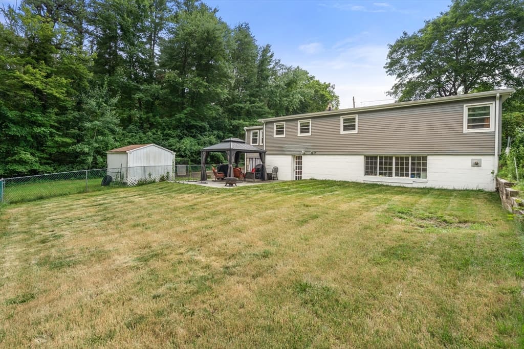 44 Susan Park Way, Uxbridge MA 01569 photo 8