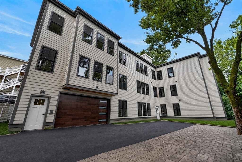 2 Readfield Place # 1, Boston MA 02119 photo 12