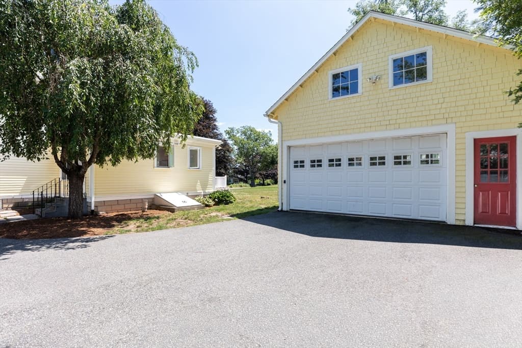 109 Locust, Attleboro MA 02703 photo 33