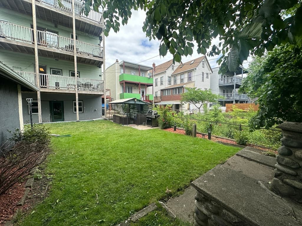 549 Bennington St, Boston MA 02128 photo 6