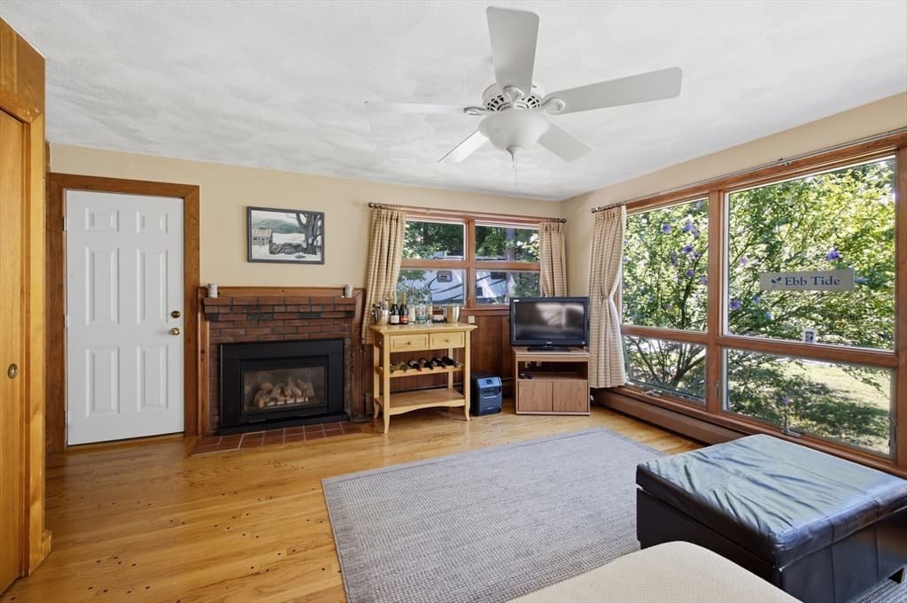 341 Locust Street, Danvers MA 01923 photo 39