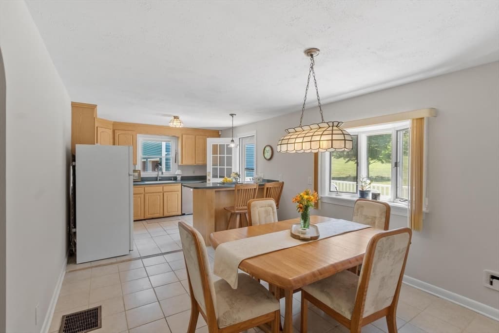 5 Noel Road, Andover MA 01810 photo 14