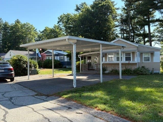 5 Sycamore Drive, Halifax MA 02338