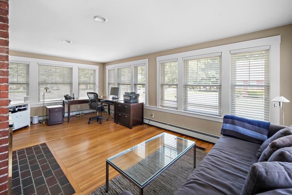 Single Family Residence at 667 Salem St, Lynnfield MA 01940, Lynnfield, photo 21 of 39