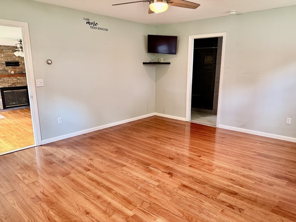 57 Laurel Ln, Bellingham MA 02019 photo 17
