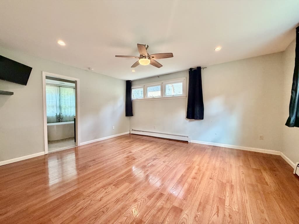 57 Laurel Ln, Bellingham MA 02019 photo 20