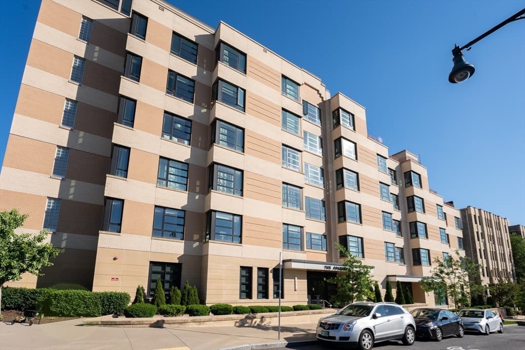 1650 Commonwealth Ave # 309, Boston MA 02135