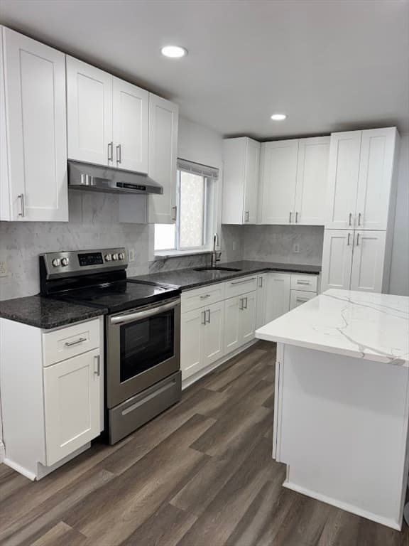 22 Hancock St, Malden MA 02148 photo 3