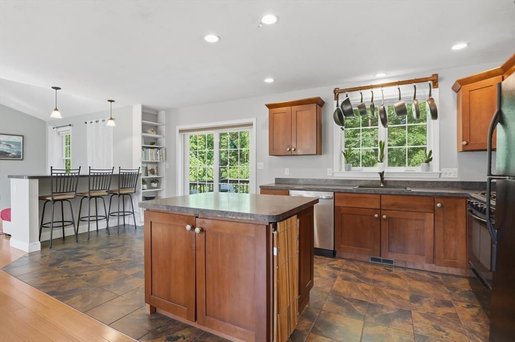 Single Family Residence at 251 Pleasantdale Road, Rutland MA 01543, Rutland, photo 12 of 41