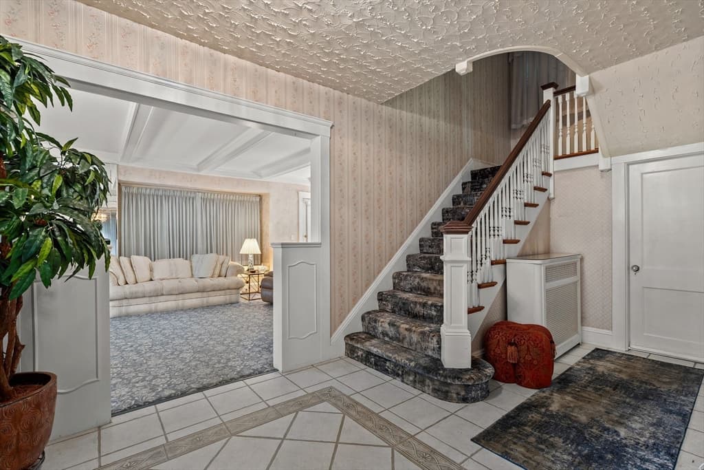 32 Sagamore Ave, Medford MA 02155 photo 5