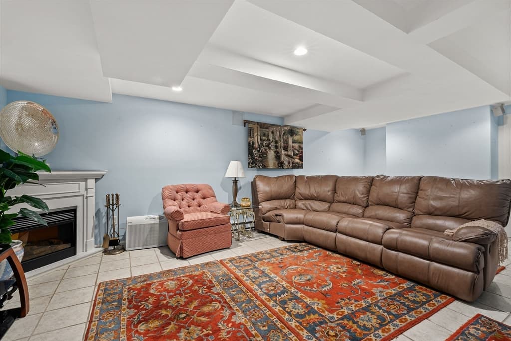 32 Sagamore Ave, Medford MA 02155 photo 24