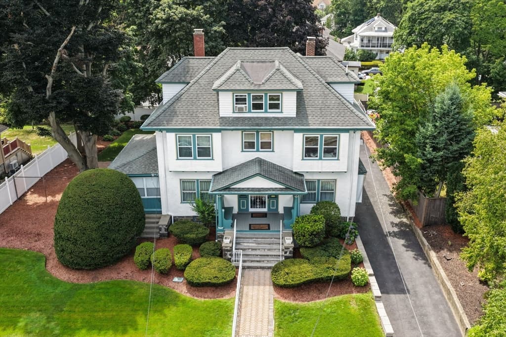 32 Sagamore Ave, Medford MA 02155 photo 4