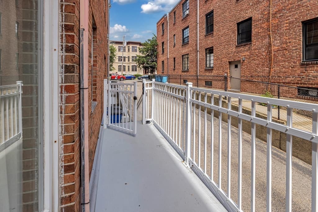 100 Marion Street # 11, Brookline MA 02446 photo 12