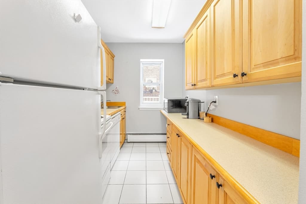 100 Marion Street # 11, Brookline MA 02446 photo 4
