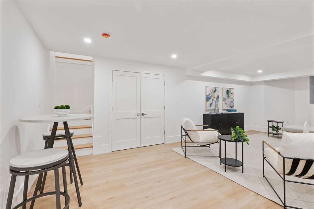 65 Francis # A, Brookline MA 02446 photo 22