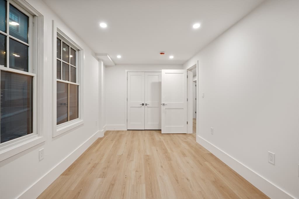 65 Francis # A, Brookline MA 02446 photo 30