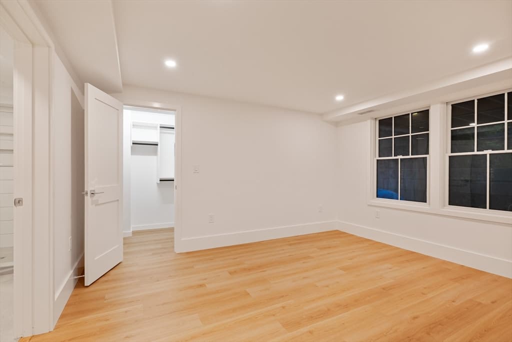 65 Francis # A, Brookline MA 02446 photo 31