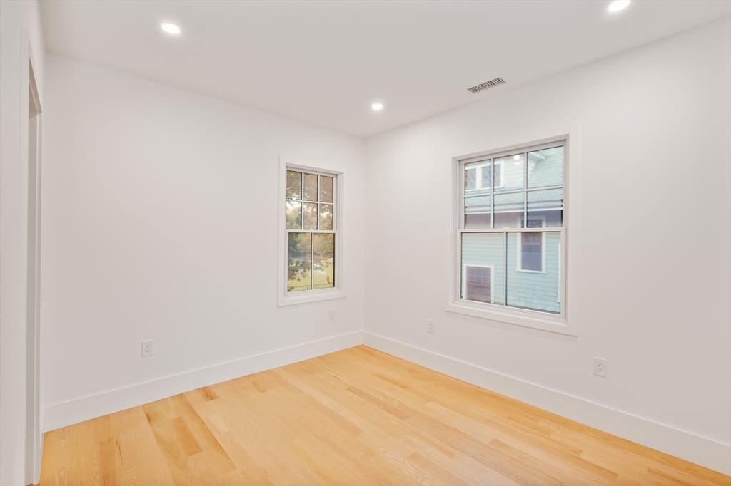 65 Francis # A, Brookline MA 02446 photo 25