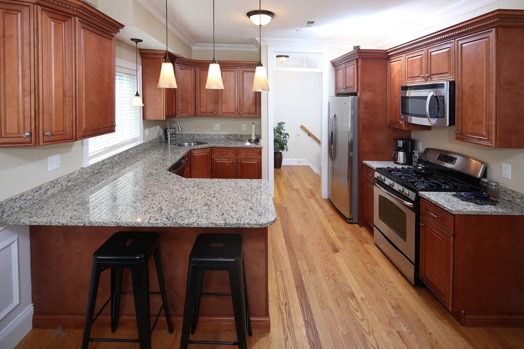 159 Willard St # 5, Quincy MA 02169 photo 2