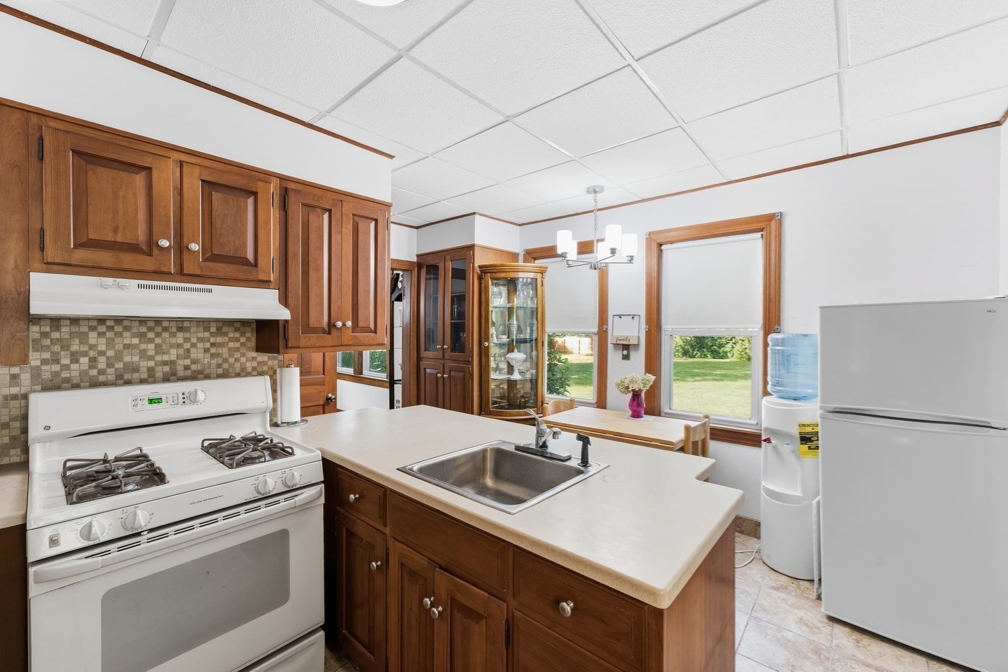 Single Family Residence at 373 College Hwy, Southwick MA 01077, Southwick, photo 9 of 42