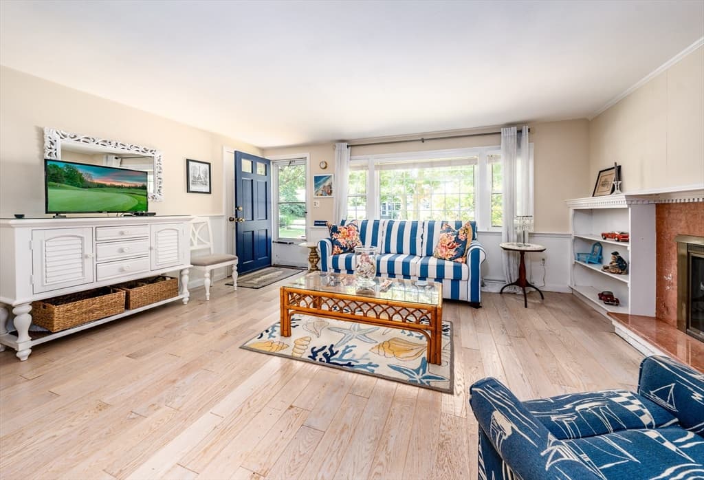 6 Security St, Barnstable MA 02601 photo 3