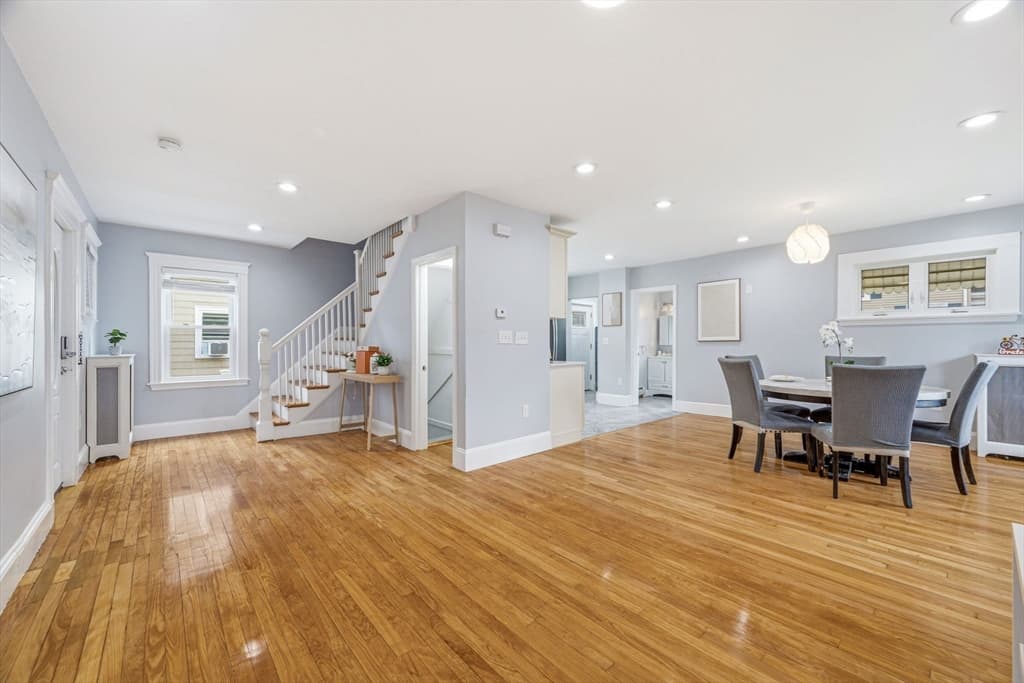 3 Florence St, Quincy MA 02170 photo 12
