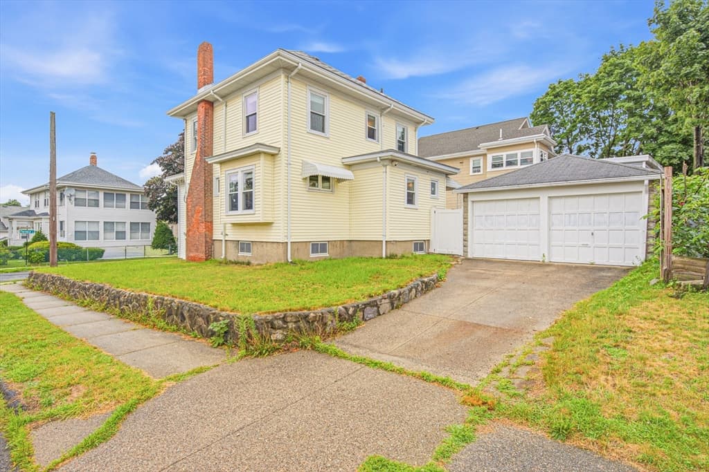 3 Florence St, Quincy MA 02170 photo 4