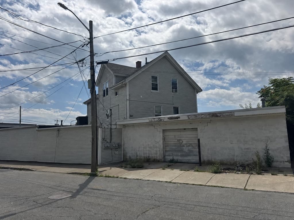 1768 Pleasant Street, Fall River MA 02723 photo 3