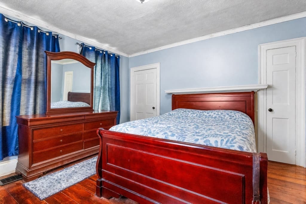 1313 Somerset Ave, Taunton MA 02780 photo 9