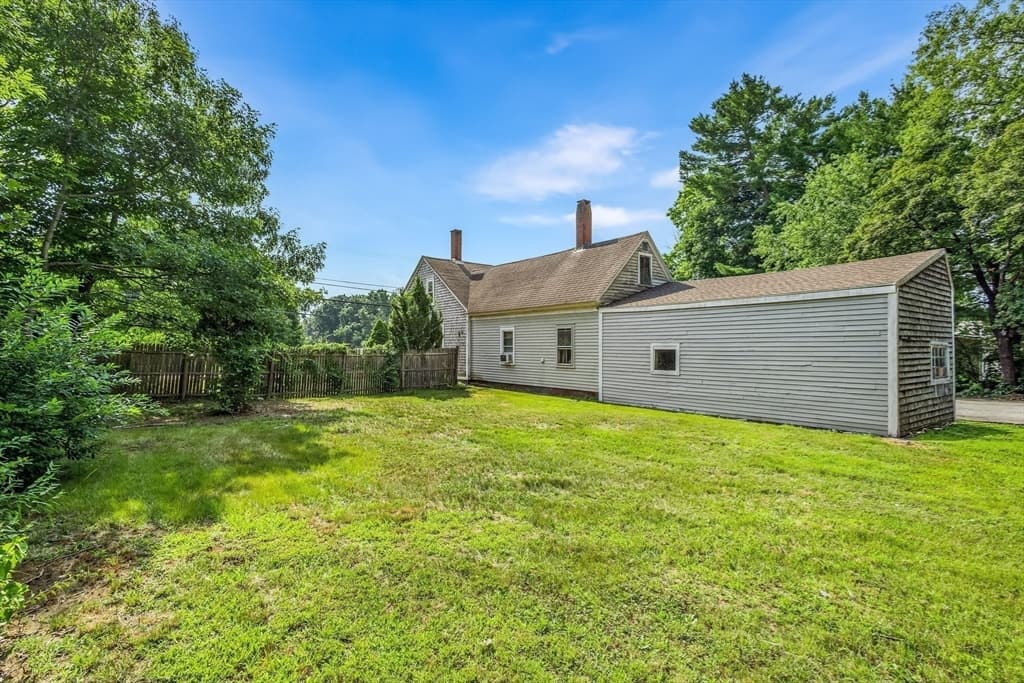 1313 Somerset Ave, Taunton MA 02780 photo 24