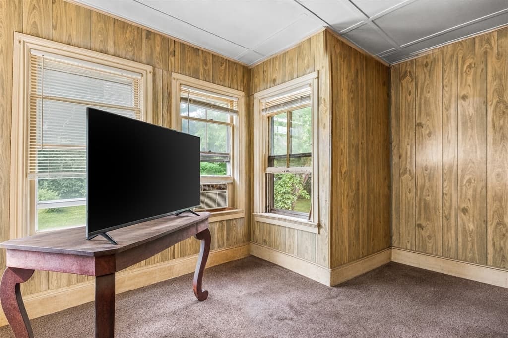 1313 Somerset Ave, Taunton MA 02780 photo 15