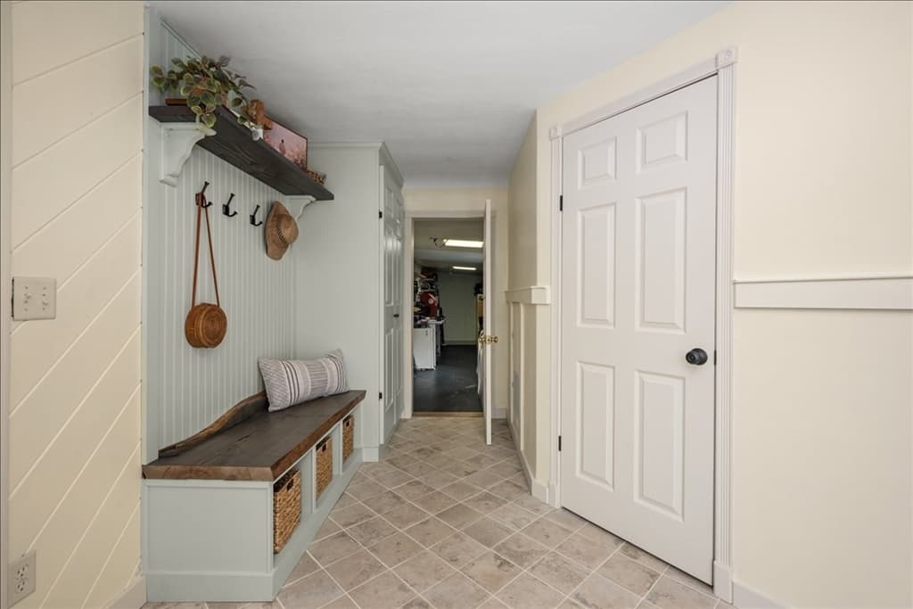 Single Family Residence at 2 Adams Dr, Brimfield MA 01010, photo 15 of 35