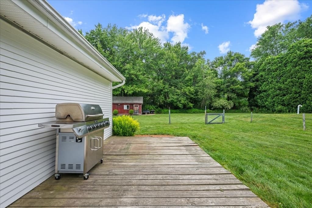 Single Family Residence at 2 Adams Dr, Brimfield MA 01010, photo 25 of 35