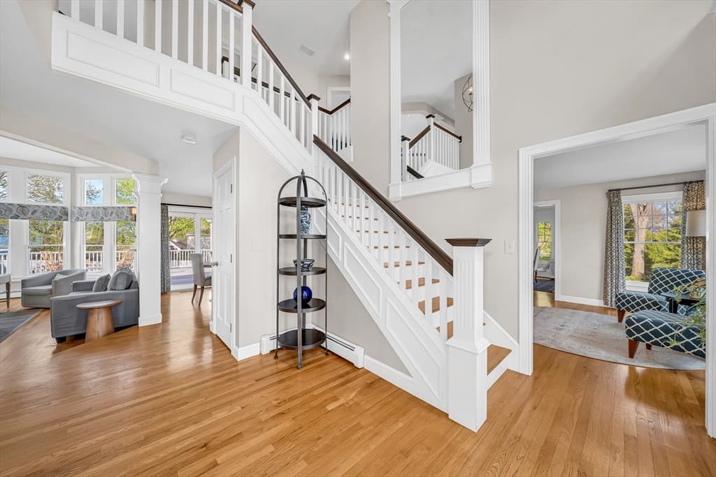 18 Ocean Ave, Newburyport MA 01950 photo 3