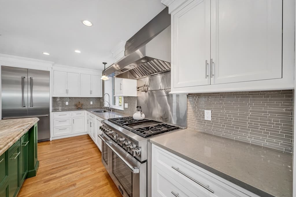 18 Ocean Ave, Newburyport MA 01950 photo 5