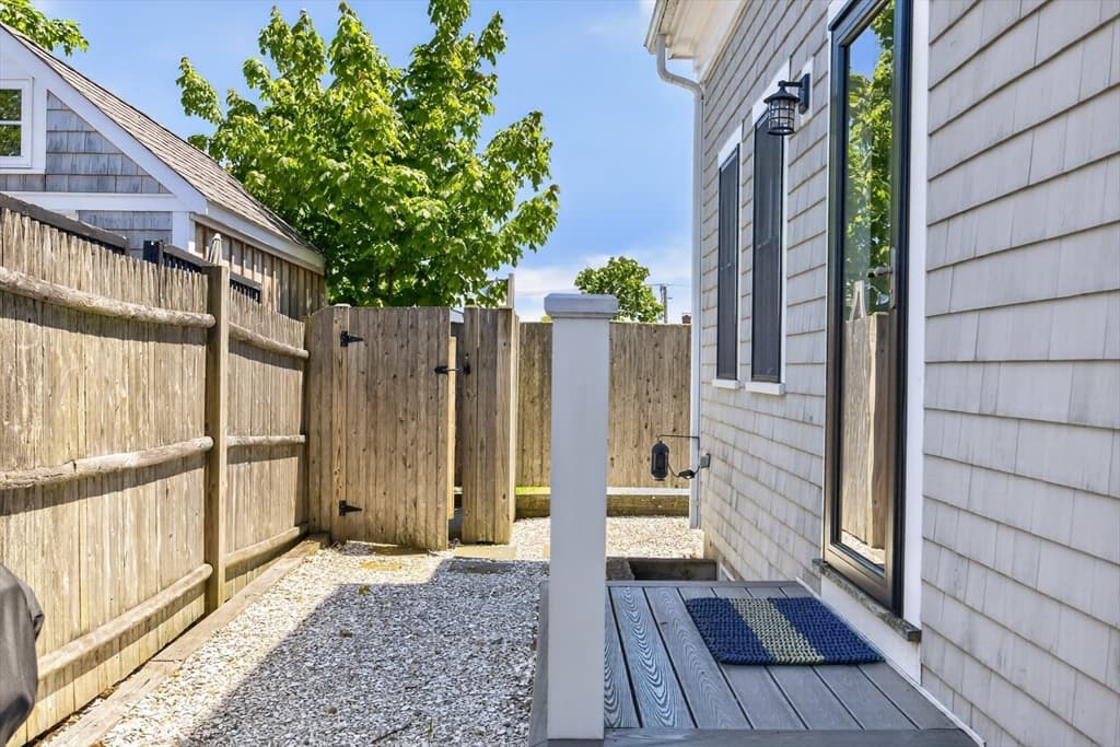 7 Conant Street Unit 4, Provincetown MA 02657 photo 36