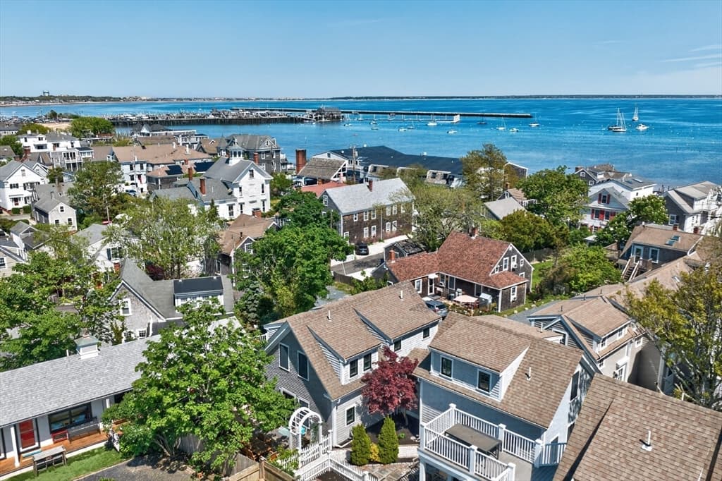 7 Conant Street Unit 4, Provincetown MA 02657 photo 39