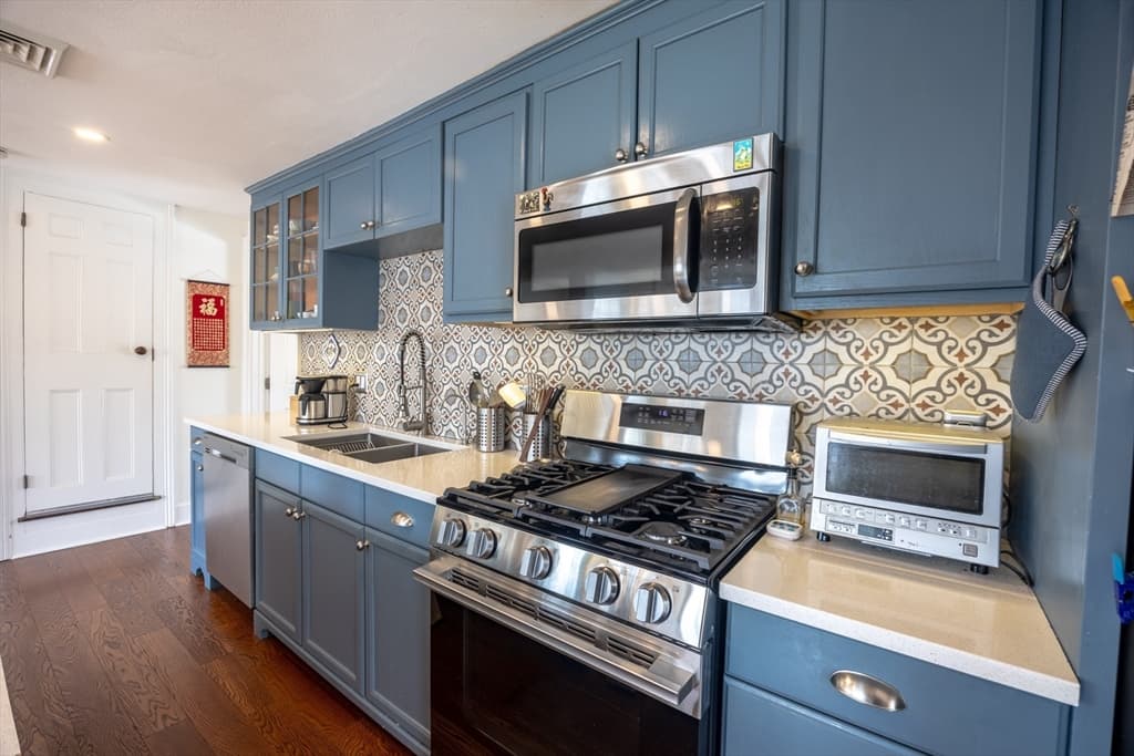 51 William St # 2, Fairhaven MA 02719 photo 20