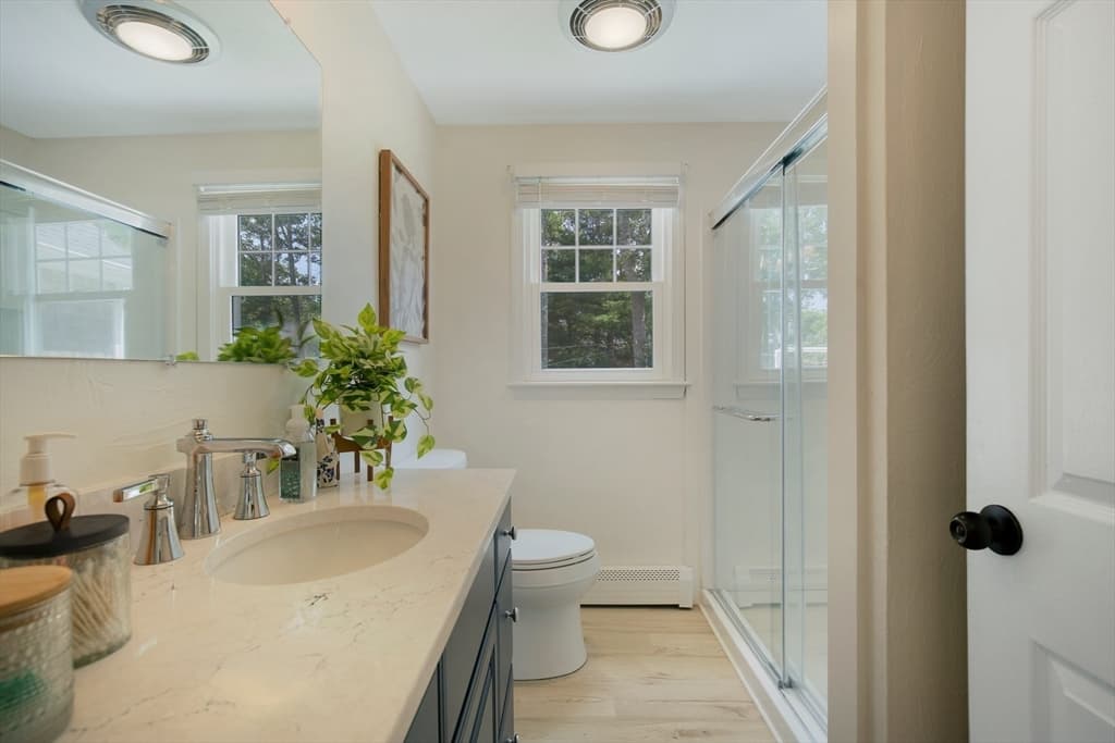 835 Old Barnstable, Falmouth MA 02536 photo 12