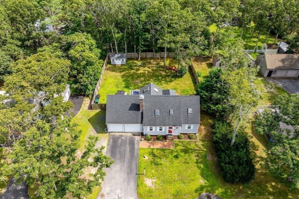 835 Old Barnstable, Falmouth MA 02536 photo 28