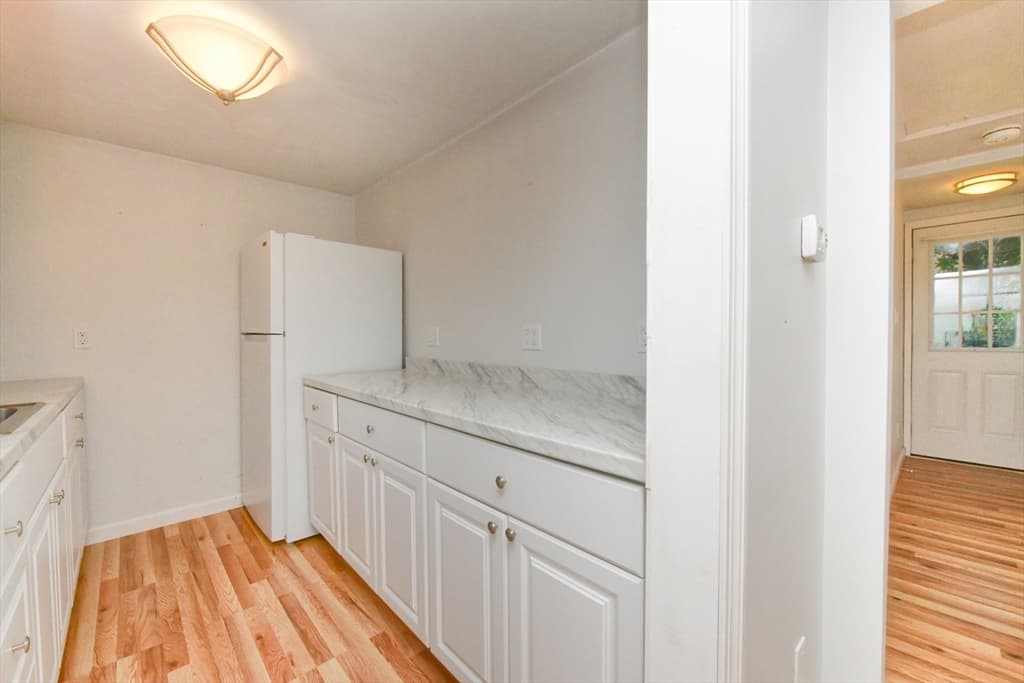 27 Lake Dr, Plymouth MA 02360 photo 9