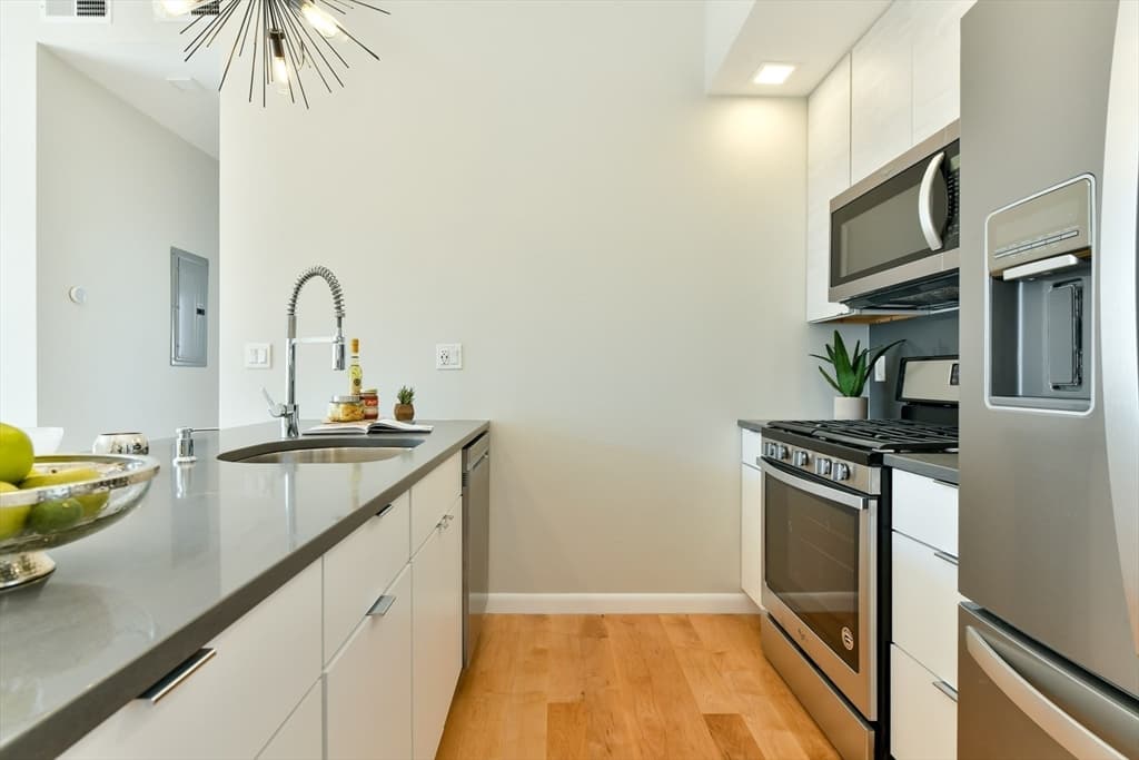 87 Parker St # 402, Chelsea MA 02150 photo 24