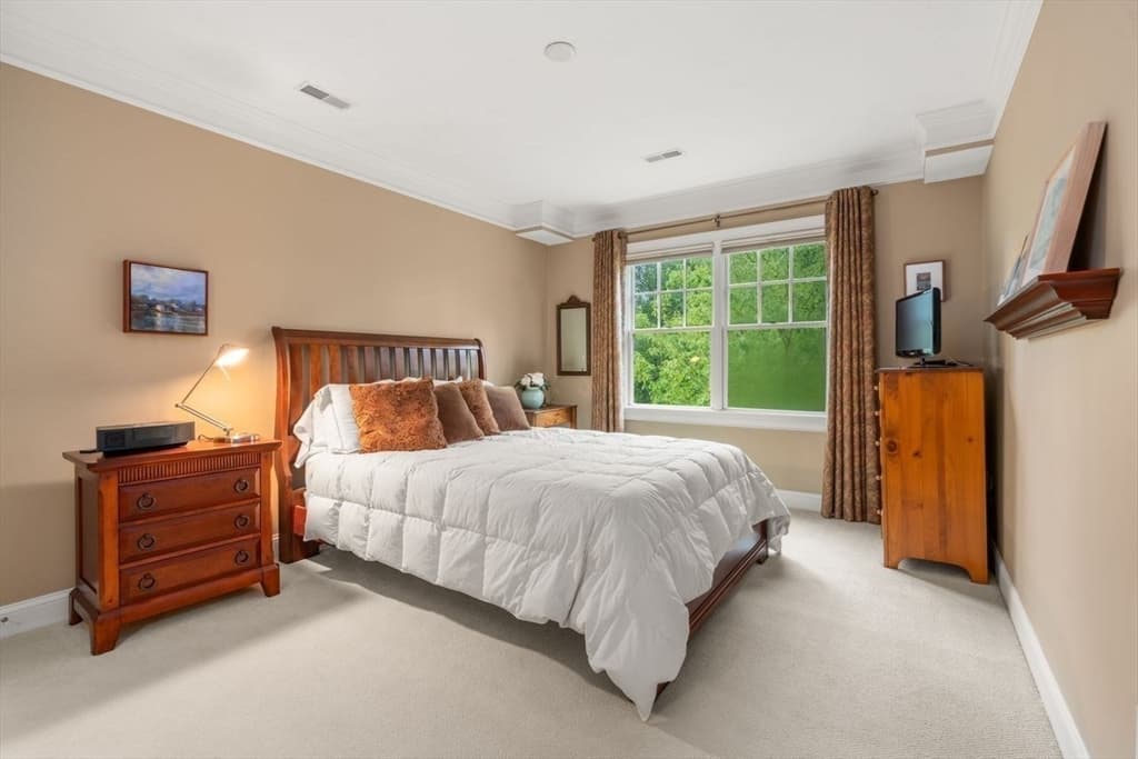 Condominium at 30 Nobscot # 11, Sudbury MA 01776, Sudbury, photo 25 of 41
