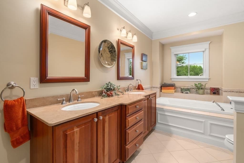 Condominium at 30 Nobscot # 11, Sudbury MA 01776, Sudbury, photo 21 of 41